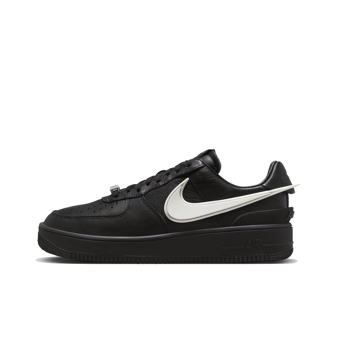 Nike Shoes Air Force 1 - Sepatu Skateboard Nike x AMBUSH Air